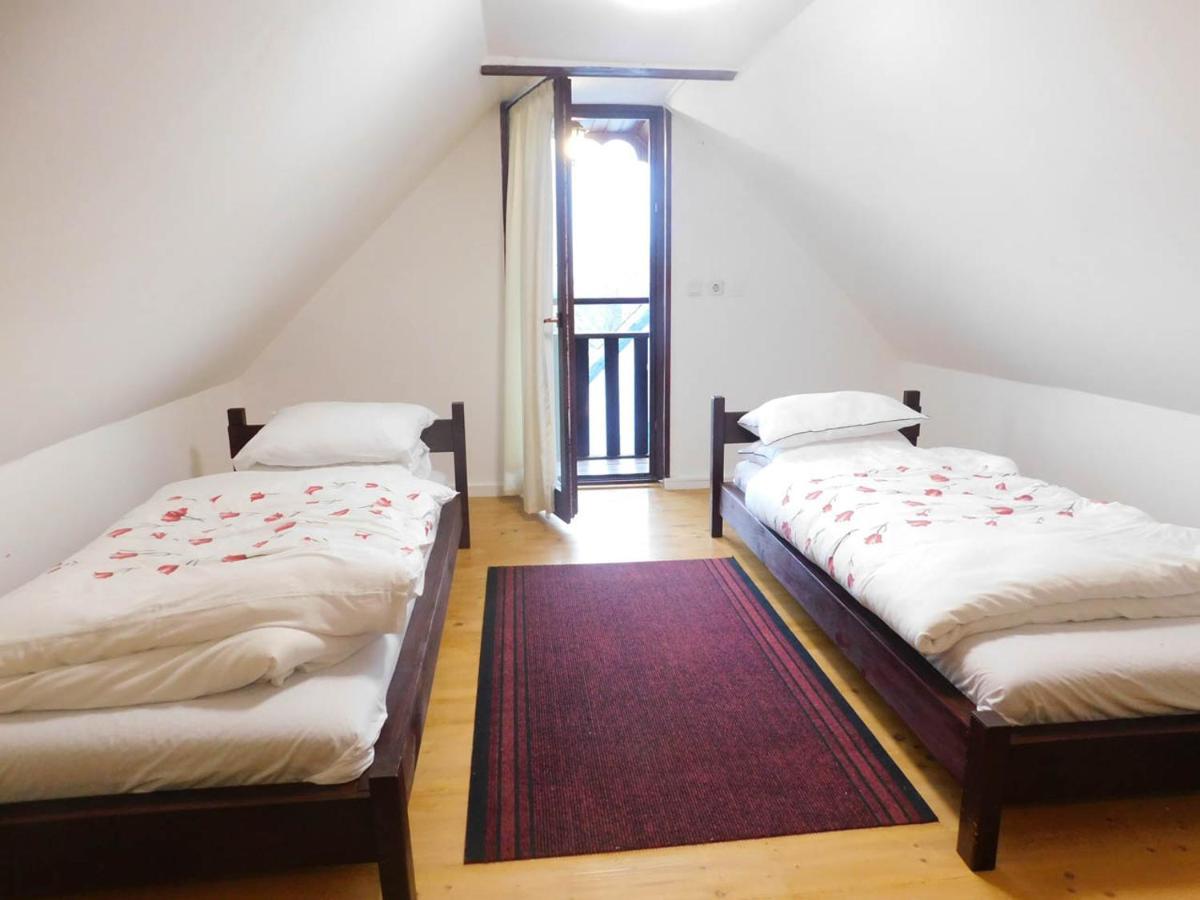Joe Bacsi Rezidenciaja Apartment Kisharsány Екстериор снимка