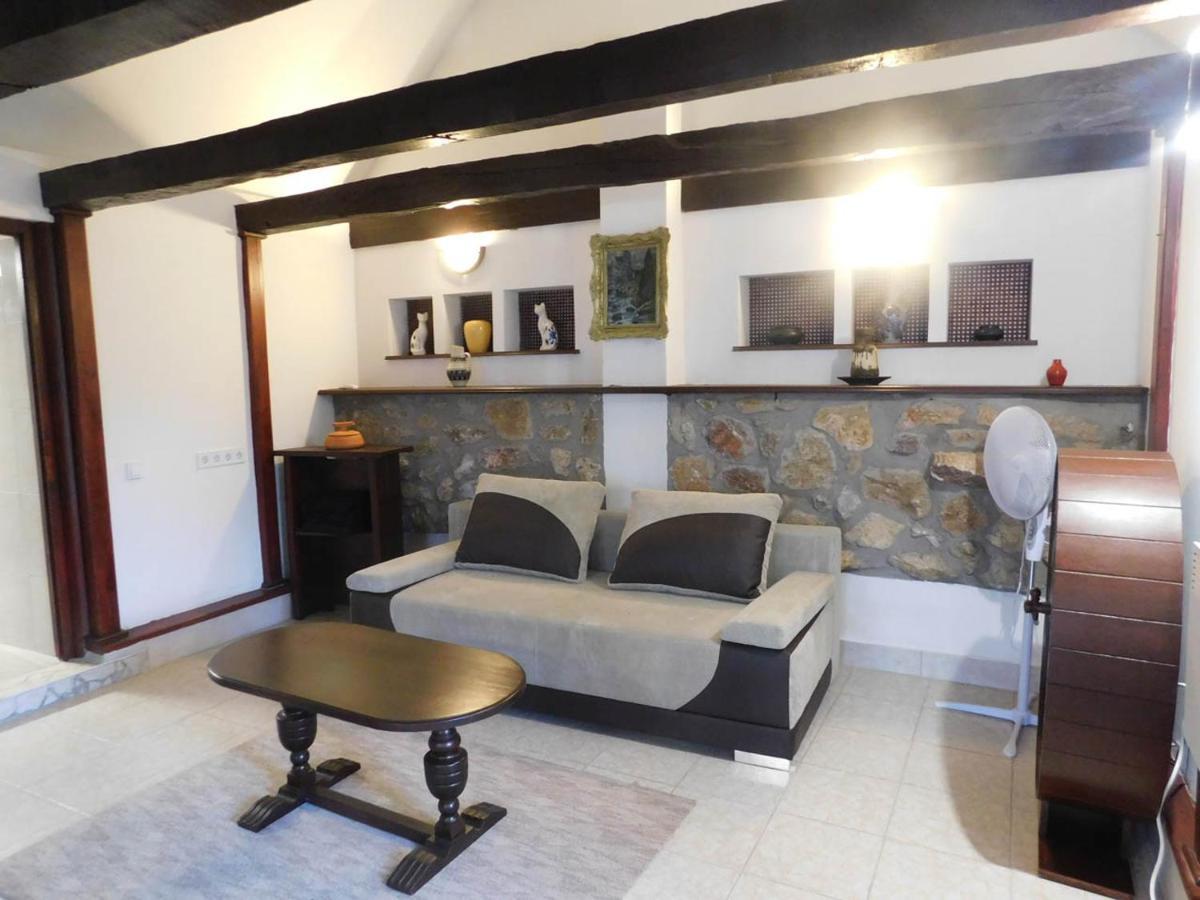 Joe Bacsi Rezidenciaja Apartment Kisharsány Екстериор снимка