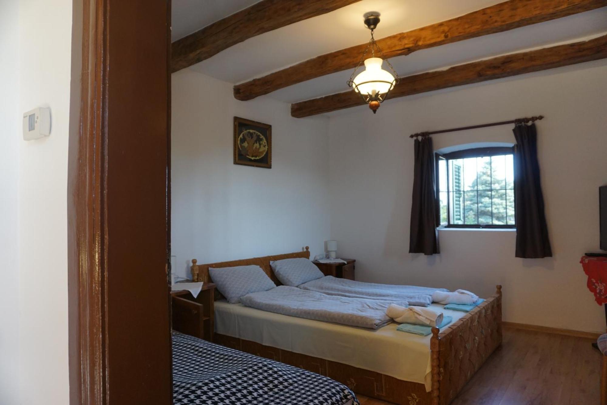 Joe Bacsi Rezidenciaja Apartment Kisharsány Екстериор снимка